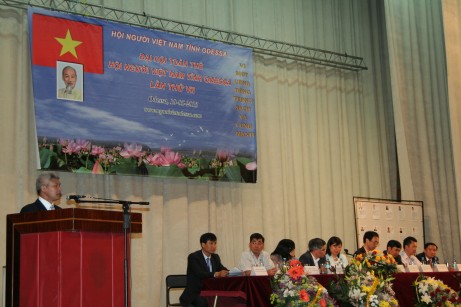Bài phát biểu chúc mừng Đại hội lần 7 của Hội người Việt nam tỉnh Kharcov