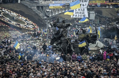 300 năm, Ukraine mắc kẹt trong vòng tay Nga