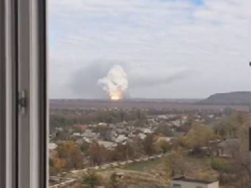 Nổ cực lớn ở Donetsk, nghi do tên lửa