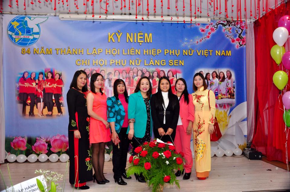 Chi hội Làng Sen kỷ niệm Ngày phụ nữ Việt Nam