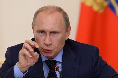 Putin giải thích nguyên nhân giá dầu thế giới giảm mạnh.