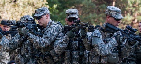 Các căn cứ quân sự và các chuẩn NATO: Sẽ có lợi ích gì khi Ukraine là đồng minh của Mỹ
