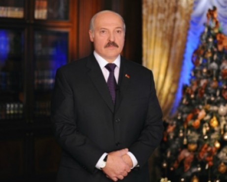 Lần đầu tiên trong vòng 20 năm tại Belarusia không giới thiệu chương trình chúc mừng năm mới của tổng thống Nga Putin