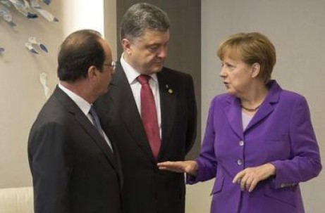 Tổng thống Ukraine Porosenko hội kiến với thủ tướng Đức Markel và tổng thống Pháp Olland trước cuộc tuần hành Thống nhất tại Paris