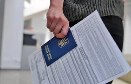 Chế độ miễn thị thực với Ba lan không liên quan tới tất cả các công dân Ukraine