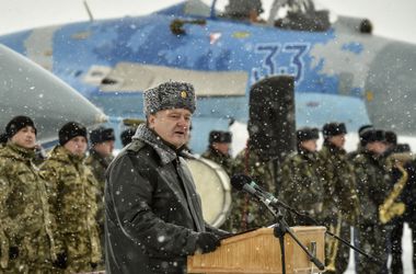 Một số tuyên bố của tổng thống Poroshenko tại cuộc họp Hội đồng an ninh và quốc phòng