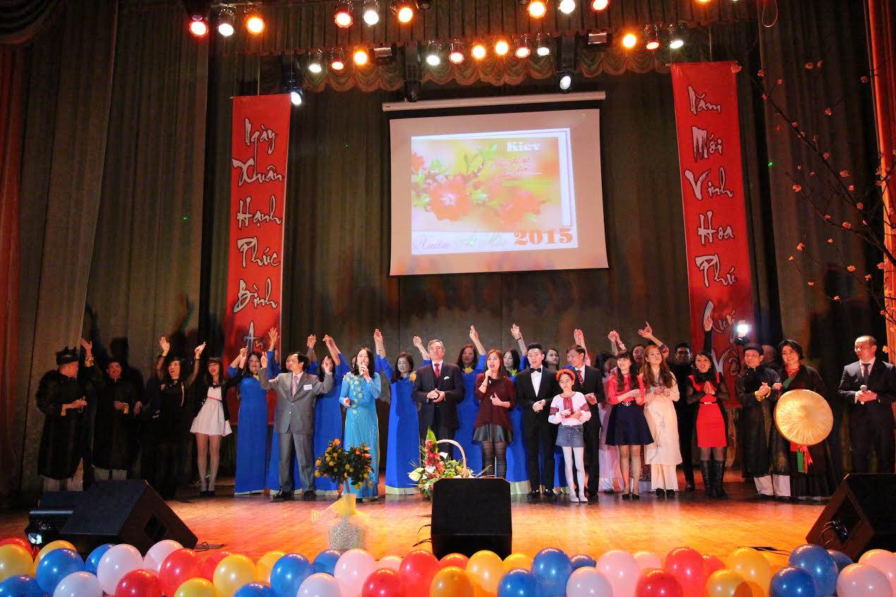 (Video) Cộng đồng người Việt tại Kiev - Ucraina gặp mặt đón tết Nguyên đán Ất mùi 2015