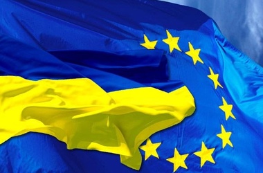 Liên minh châu Âu quyết định ủng hộ Ukraine bằng cách gia hạn thêm ½ năm lệnh trừng phạt Nga