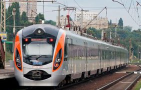 Tổng công ty đường sắt Ukraine tuyên bố phá sản kỹ thuật