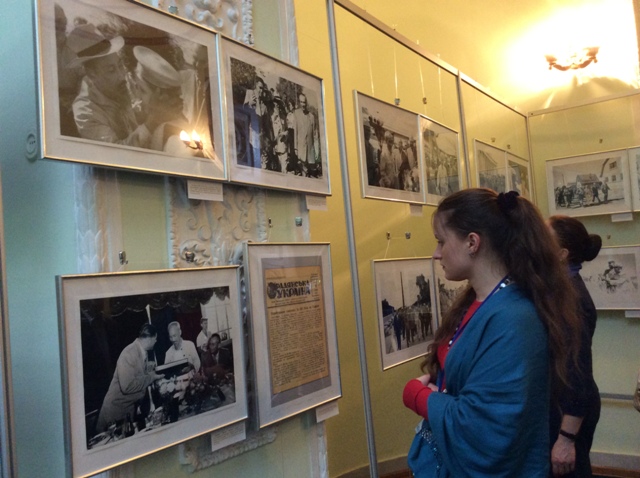 Khai mạc triển lãm ảnh về chủ tịch Hồ Chí Minh tại thư viện Quốc hội Ucraina