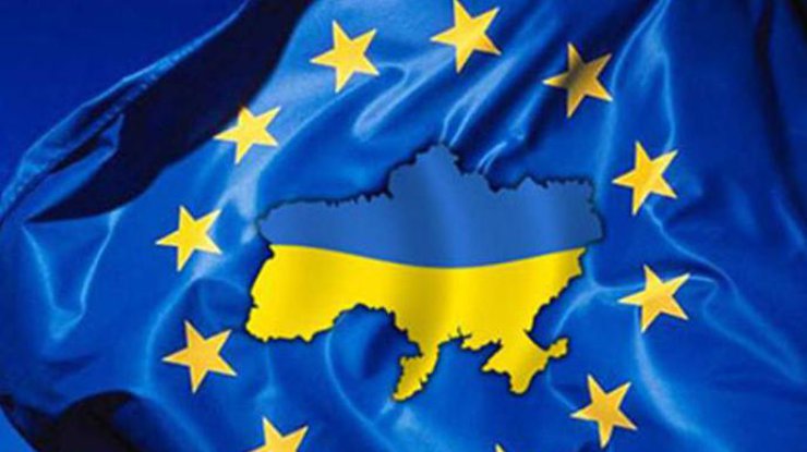 Poroshenko thông báo về chế độ miễn thị thực với EU