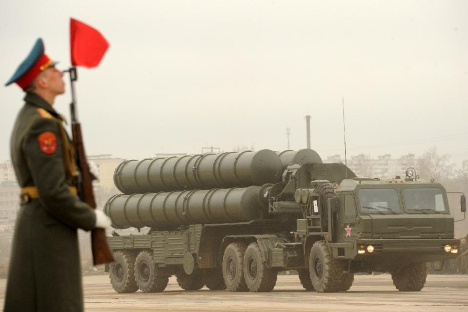 Thương vụ Nga bán tên lửa đình đám S-300 cho Iran kết thúc có hậu