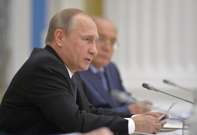 Putin: “Số binh sĩ chết trong thời bình là bí mật quốc gia”