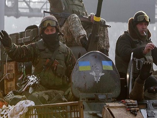 Chiến dịch quân sự tại Donbass tiêu tốn của Ukraine 5-7 triệu USD mỗi ngày