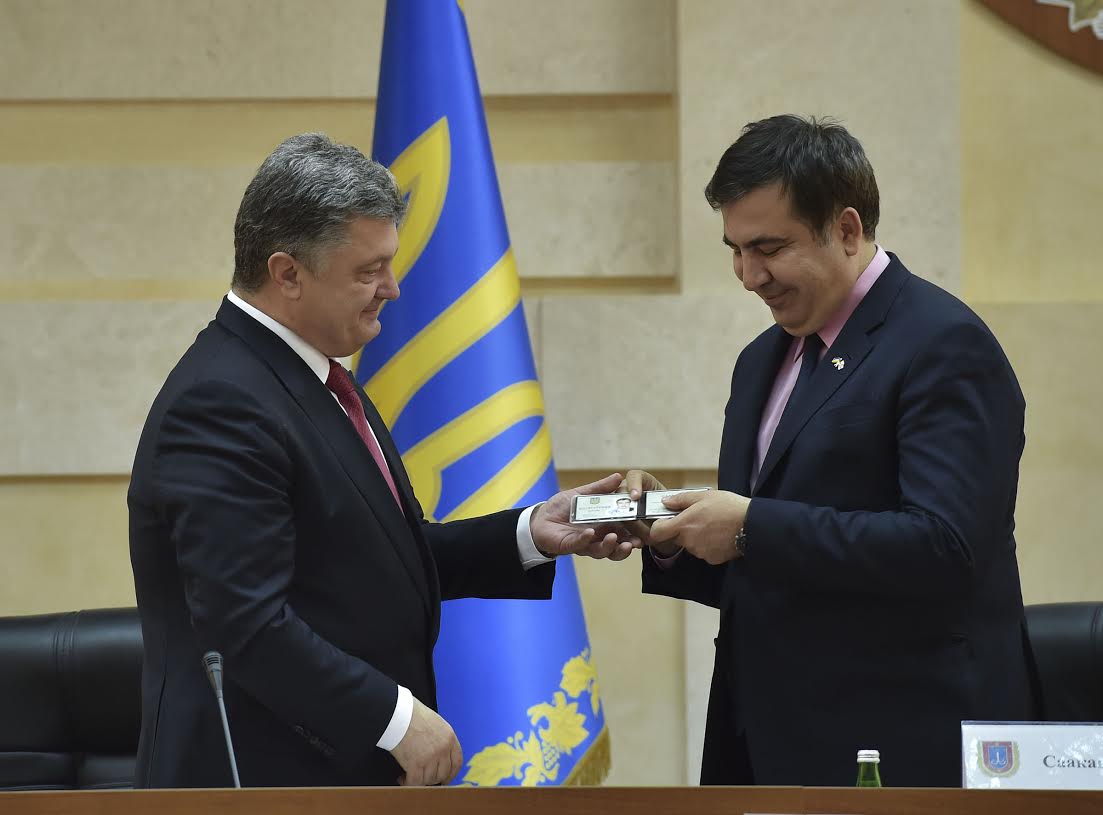 Poroshenko cho Saakashvili một năm để thay đổi mọi thứ ở Odessa