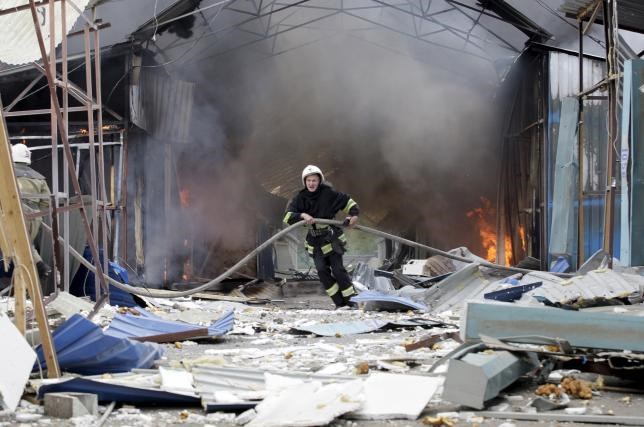Kiev thừa nhận dùng vũ khí hạng nặng tấn công phe ly khai Ukraine