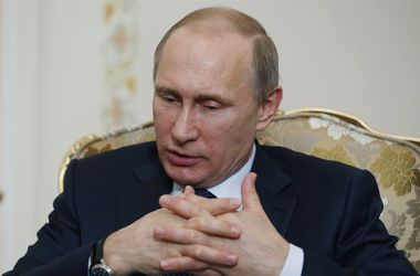Putin: Không thể giải quyết khủng hoảng tại Donbass chỉ bằng sự giúp đỡ của Nga