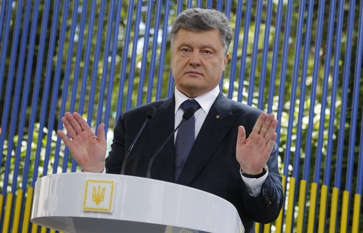 Chính phủ Ukraina bị yêu cầu từ chức