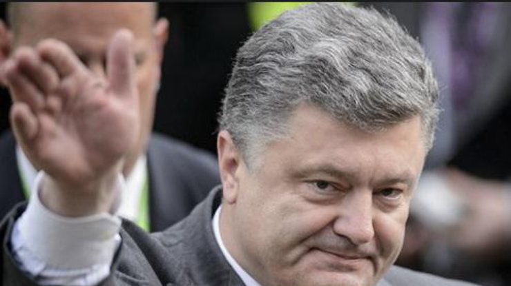 Tổng thống Ukraine Poroshenko thông báo thời gian phiến binh rút vũ khí hạng nặng
