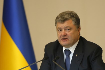 Tổng thống Poroshenko ký ban hành luật bầu cử địa phương
