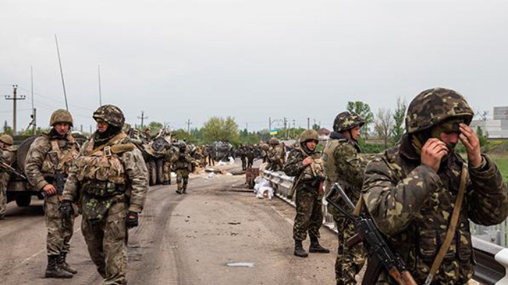Putin ra hàng loạt điều kiện với Porosenko về Donbass