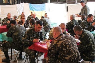Sau vài tháng nữa các binh sĩ Ukraine sẽ sống theo kiểu mới