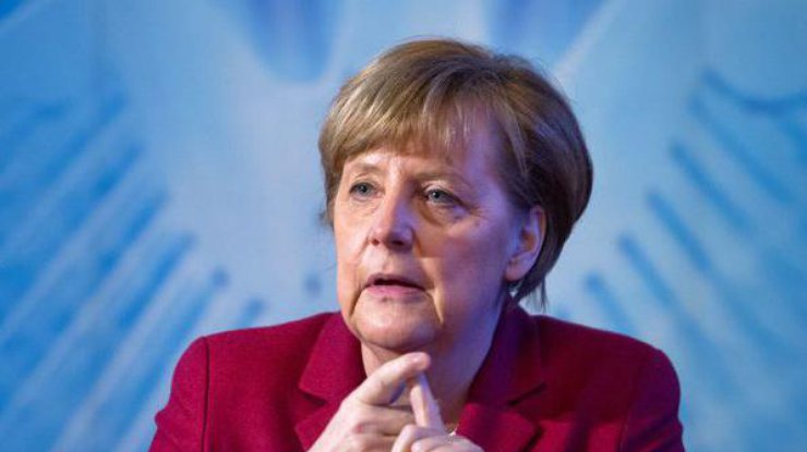 Thủ tướng Đức Merkel: Ukraine sẽ khôi phục lại toàn vẹn lãnh thổ, nhưng không có Crimea