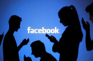 Facebook bắt đầu cảnh báo cho người sử dụng về việc họ bị các cơ quan mật vụ theo dõi