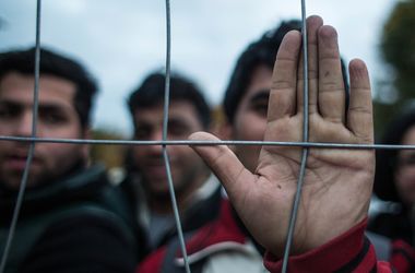 Slovakia không đối phó nổi với làn sóng người tỵ nạn. Người dân đốt trại