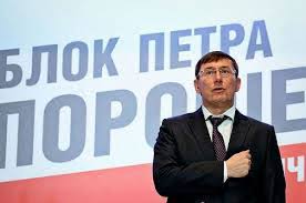 Tổng thống Ukraine Porosenko đe dọa sẽ đuổi các tổ chức đảng phái sau bầu cử