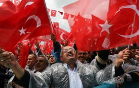 Tại Thổ nhĩ kỳ bùng phát làn sóng biểu tình phản đối do bầu cử.