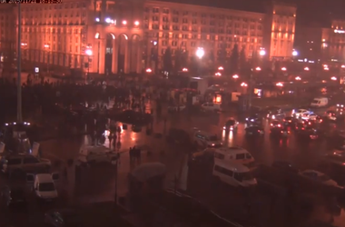Những thành viên tích cực Maidan cướp sân khấu, phá buổi ca nhạc nhân kỷ niệm Ngày cách mạng Nhân phẩm và Tự do