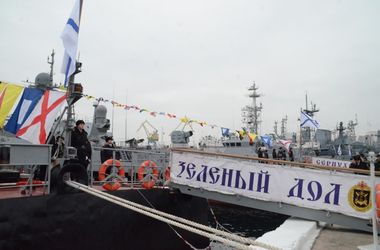 Nga điều tới Crimea nhiều tàu chiến với các hệ thống tên lửa hiện đại nhất