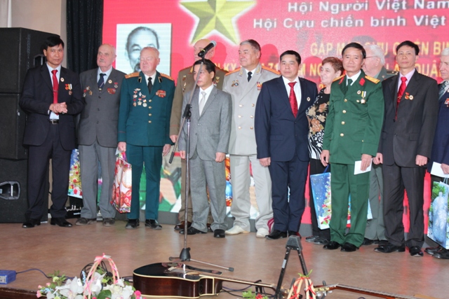 Gặp mặt Cựu chiến binh nhân kỷ niệm Ngày thành lập Quân đội nhân dân Việt Nam