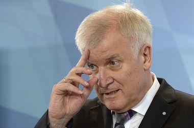 Người đồng nghiệp của Thủ tướng Đức Merkel phản đối lệnh trừng phạt Nga