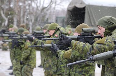 Hàng trăm binh sĩ Canada tới Ukraine để tiến hành chiến dịch đặc biệt