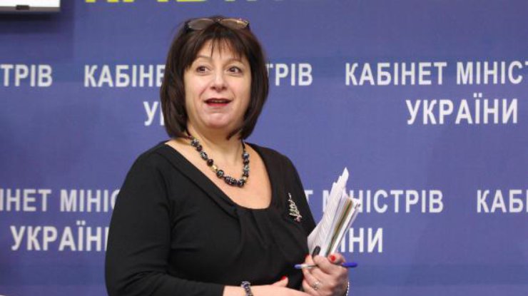 Bộ trưởng tài chính Ukraine Yaresko hứa tăng lương cho binh sĩ quân đội lên gấp 4 lần
