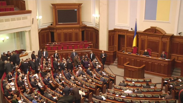 Bê bối xung quanh việc đóng vụ án cựu đại biểu quốc hội Ukraine Ivanhiusenko
