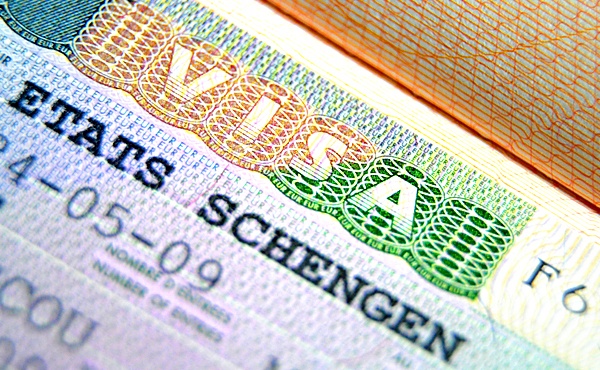 Rumani bỏ thu lệ phí visa cho các công dân Ukraine