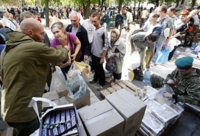 Chính phủ Ukraine tạm ngừng việc chi trả lương cho những người sơ tán Donbass