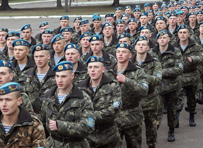 Bộ trưởng quốc phòng Ukraine Polyorak nêu những nguyên tắc cơ bản trong cải cách lực lượng vũ trang Ukraine