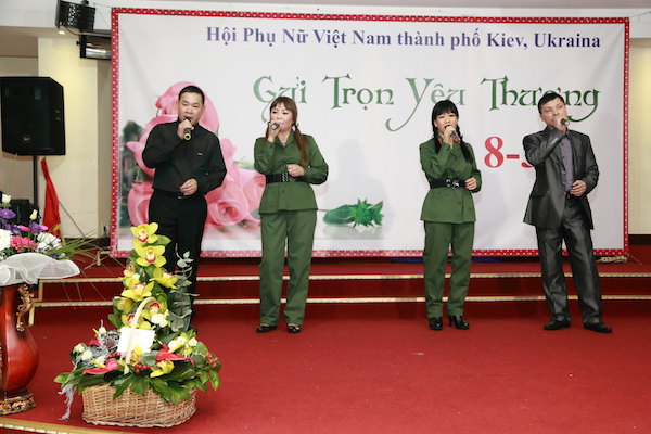 Hội Phụ nữ Thành Phố Kiev tổ chức ngày Hội 8/3/2016