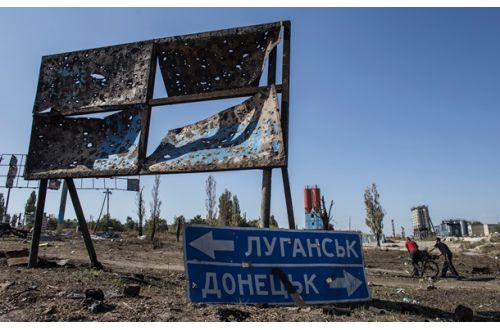 Tại Donbass phát hiện 20 triệu grivna được trả cho những người giả sơ tán