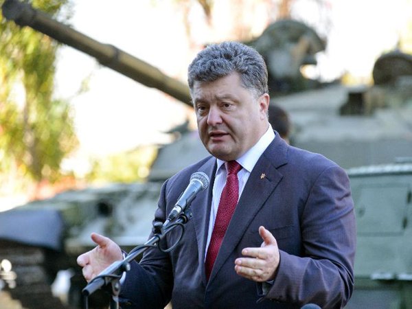 Poroshenko công bố hoàn thiện sự chuẩn bị cho bầu cử tại Donbass.