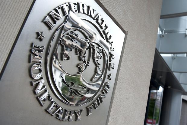 IMF không vội chuyển cho Ukraine khoản tiền vay tiếp theo