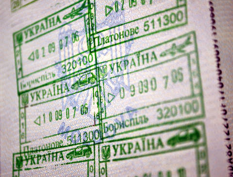 Chủ tịch quốc hội Ukraine Parubi đề nghị áp dụng chế độ visa với Nga
