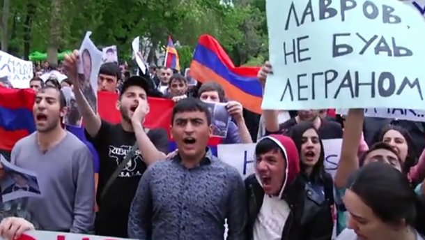 Tại Erevan diễn ra biểu tình chống Bộ trưởng Ngoại giao Nga Lavrov