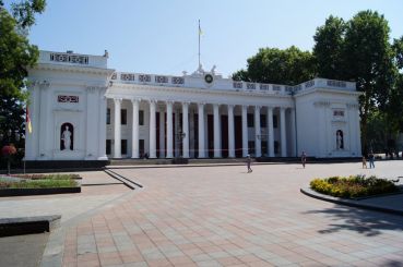Các thành viên tích cực dọa đốt toà nhà Thị chính Odessa