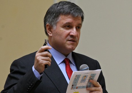 Bộ trưởng Bộ nội vụ Ukraine Avakov không loại trừ các hoạt động khiêu khích nhân ngày Chiến thắng 9/5