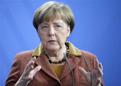 Biểu tình chống Thủ tướng Đức Merkel
